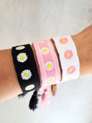 PULSERA BORDADA
