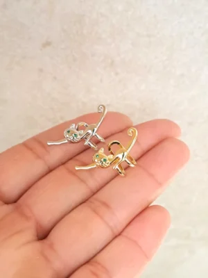 EAR CUFF