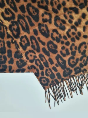BUFANDON ANIMAL PRINT