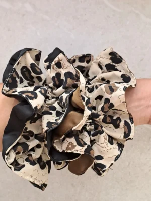 SCRUNCHIE