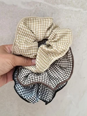 SCRUNCHIE