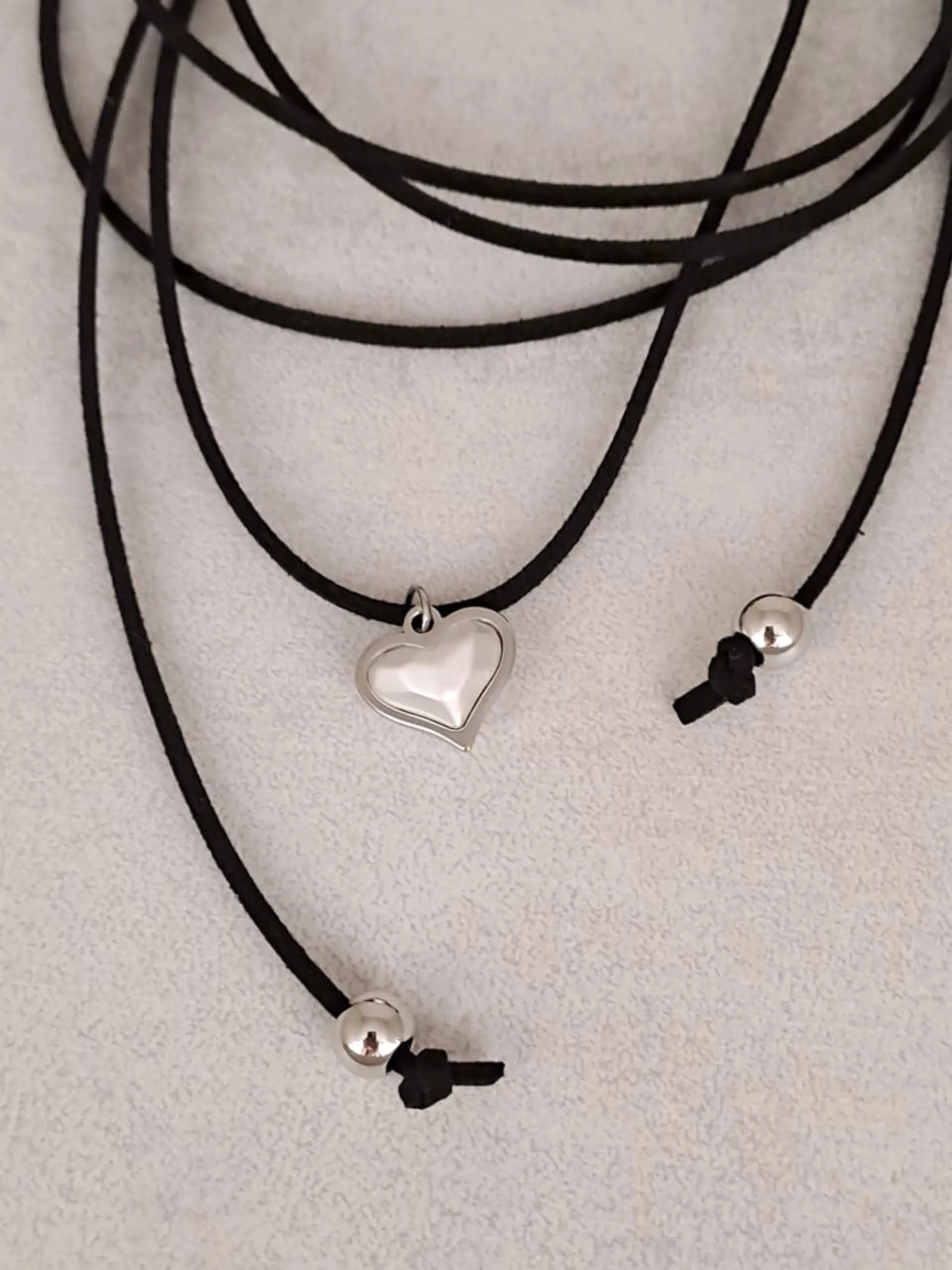 CHOKER