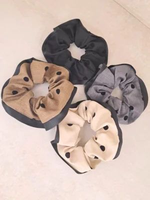 SCRUNCHIE