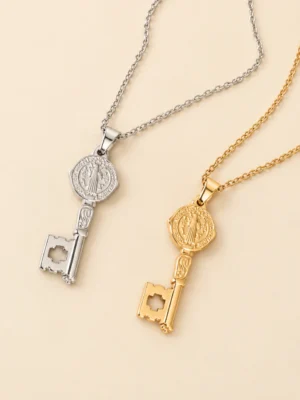 COLLAR ACERO LLAVE SAN BENITO